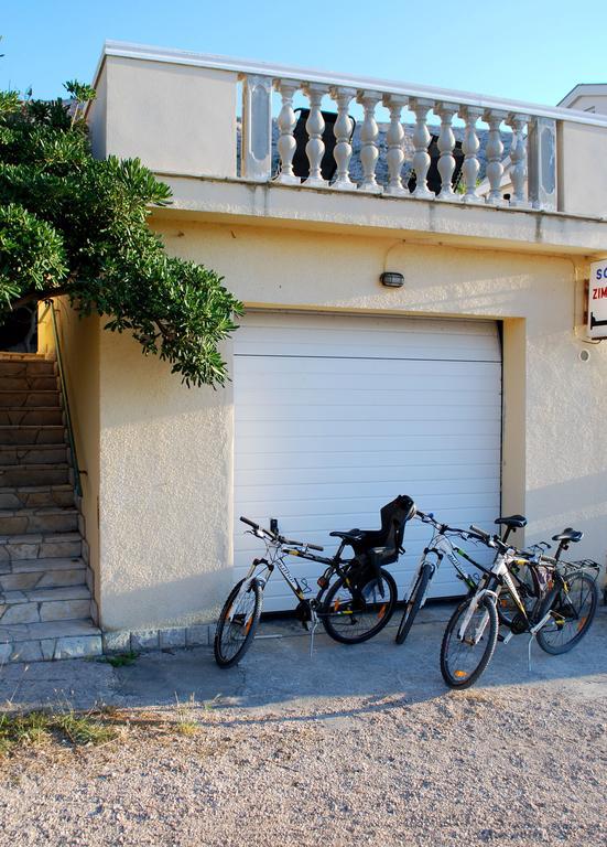 Lokunja Bed&Breakfast Pag Town Camera foto